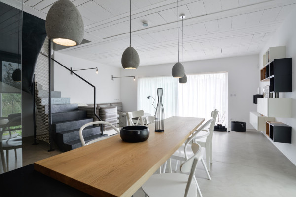 A Family Home with a Black & White Interior Photo A Family Home with a Black & White Interior in main interior design Category
