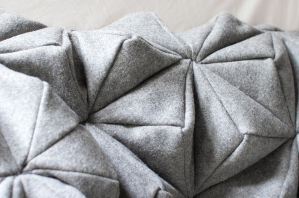 A Wool Blanket Inspired by Origami Photo A Wool Blanket Inspired by Origami in style fashion main Category