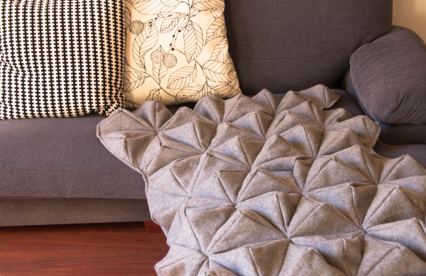 A Wool Blanket Inspired by Origami Photo A Wool Blanket Inspired by Origami in style fashion main Category