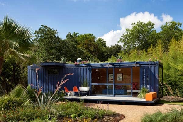Container Guest House 3 Intelligent guest accommodation: Container Guest House by Poteet Architects