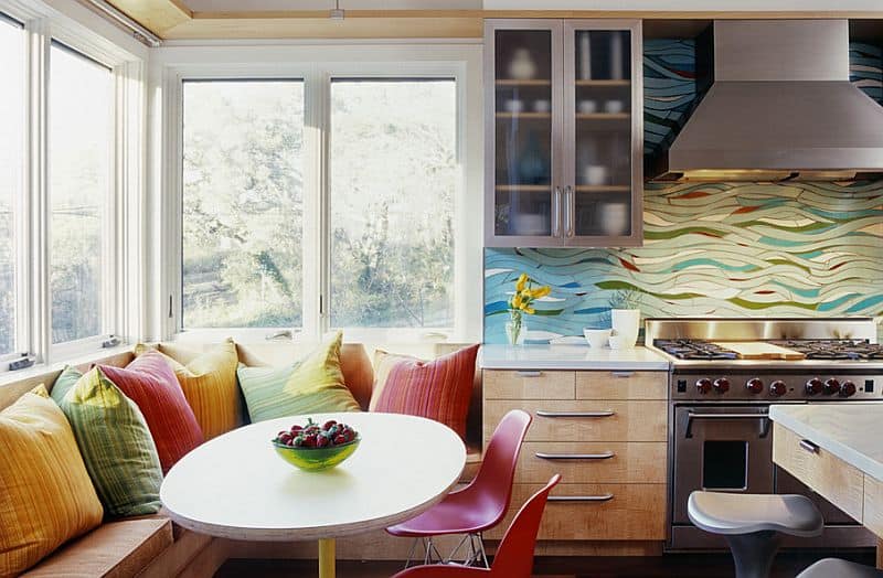 Glass-front cabinets make the kitchen a lot more ergonomic