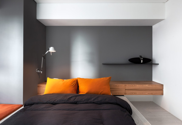 The Little White Apartment by Z AXIS DESIGN Photo The Little White Apartment by Z AXIS DESIGN in main interior design Category