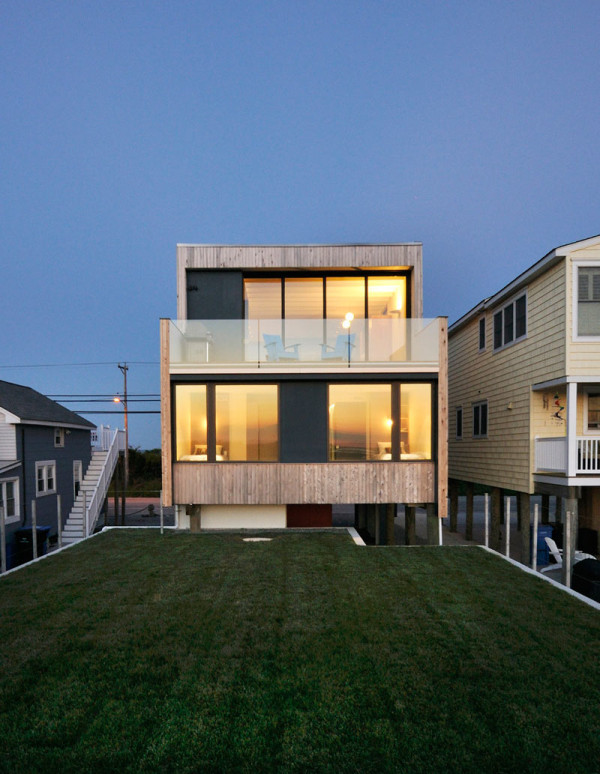 A Modern Beach House at the Jersey Shore Photo A Modern Beach House at the Jersey Shore in main architecture Category