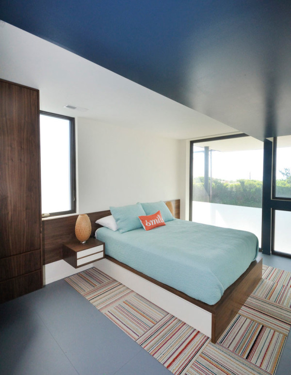 A Modern Beach House at the Jersey Shore Photo A Modern Beach House at the Jersey Shore in main architecture Category