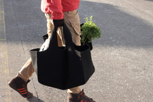 Torbuschka Eco Felt Bags by Kaaita Photo Torbuschka Eco Felt Bags by Kaaita in style fashion main home furnishings Category