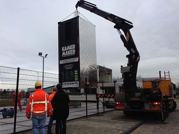 The kamermaker 3D Printer on site Futuristic 3D Printed House Takes Shape Next To Amsterdam’s Famous Canals