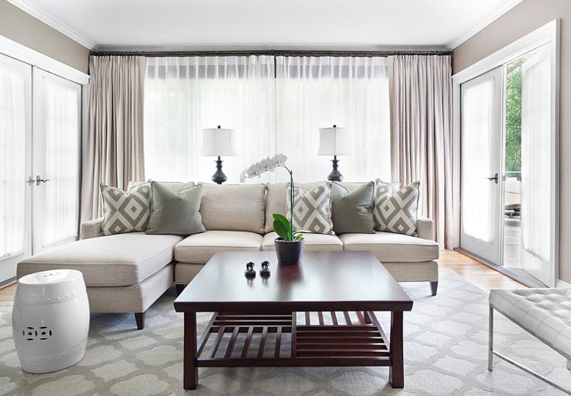 Use natural ventilation of the living room to your advantage