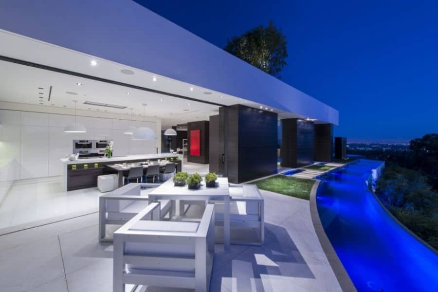 Outdoor terrace with dining space