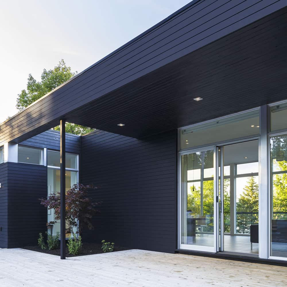 Dunrobin Shore by Christopher Simmonds Architect 13 Dunrobin Shore by Christopher Simmonds Architect 13 Uncluttered Modern Family Home Breathing in Canadian River Panoramas