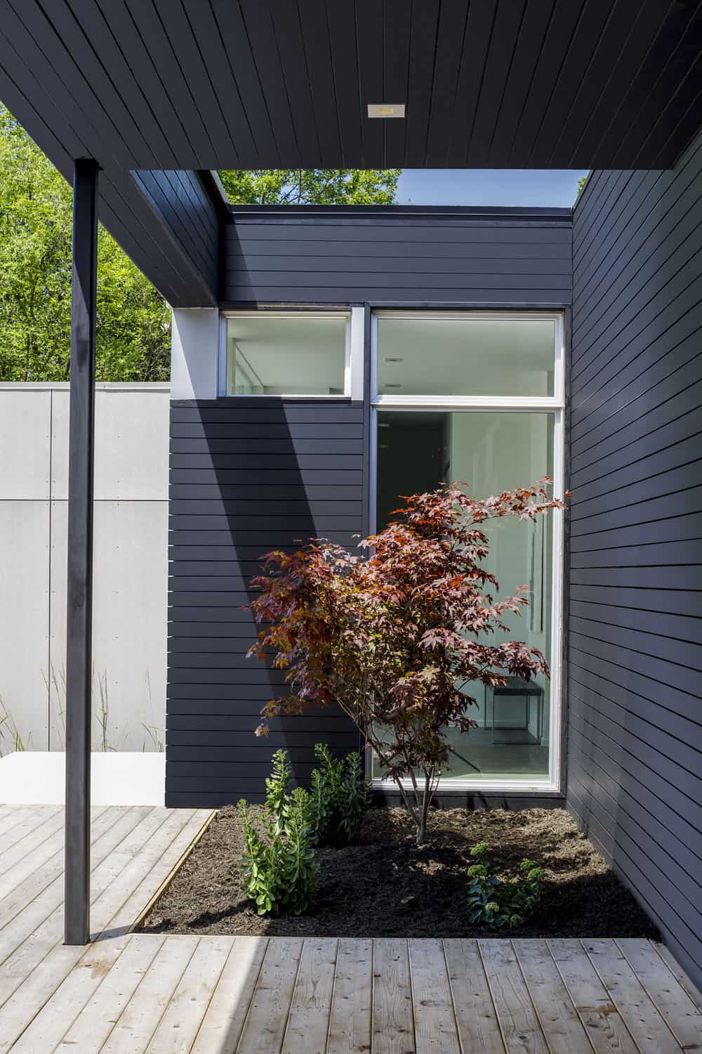 Dunrobin Shore by Christopher Simmonds Architect 15 Dunrobin Shore by Christopher Simmonds Architect 15 Uncluttered Modern Family Home Breathing in Canadian River Panoramas