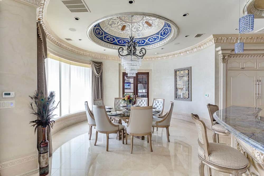 Luxury Palm Royale property for sale 20 Luxury Palm Royale property for sale 20 Perfectly Designed Texas Luxury Property Sends Shivers Down Your Spine