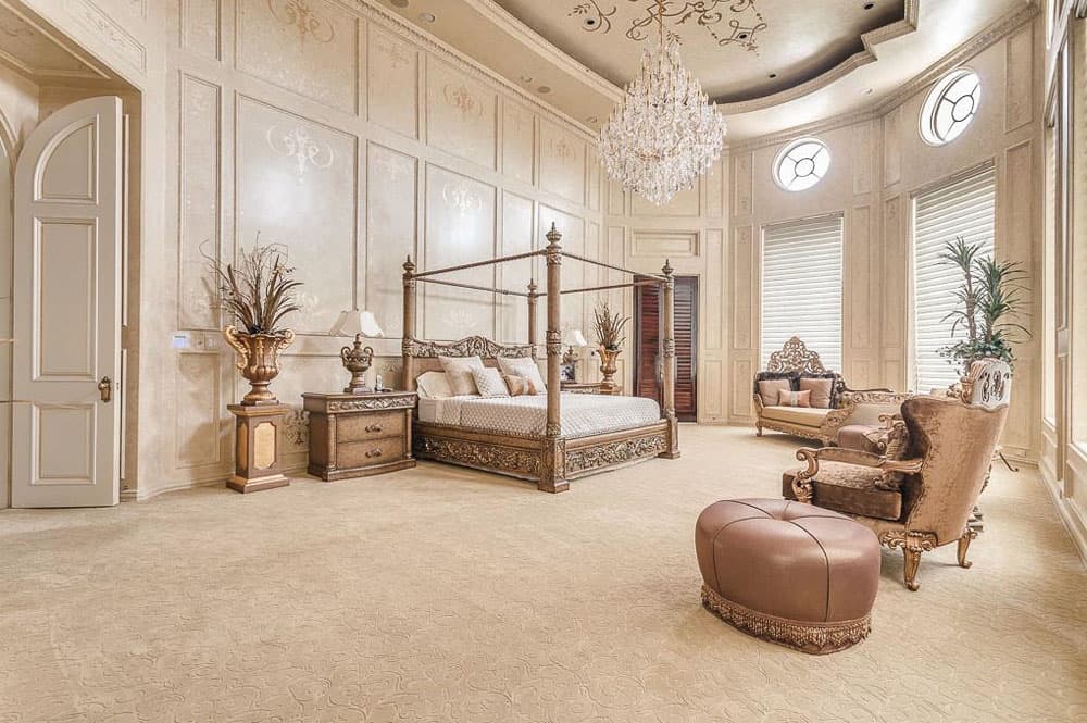 Luxury Palm Royale property for sale 21 Luxury Palm Royale property for sale 21 Perfectly Designed Texas Luxury Property Sends Shivers Down Your Spine