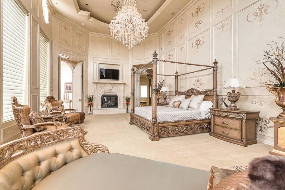 Luxury Palm Royale property for sale 22 Luxury Palm Royale property for sale 22 Perfectly Designed Texas Luxury Property Sends Shivers Down Your Spine