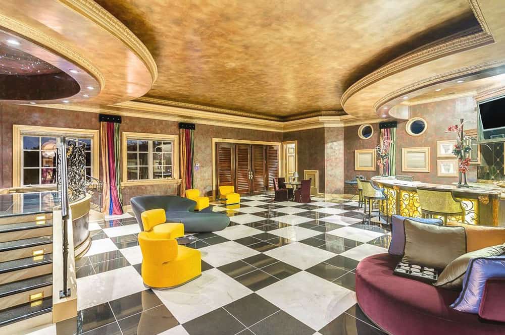 Luxury Palm Royale property for sale 26 Luxury Palm Royale property for sale 26 Perfectly Designed Texas Luxury Property Sends Shivers Down Your Spine