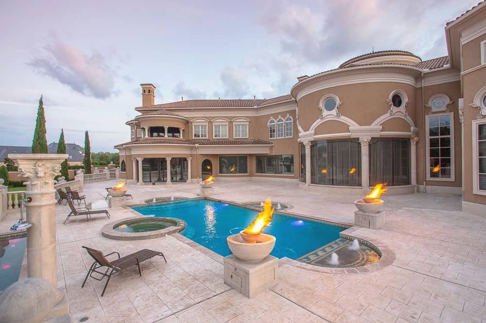 Luxury Palm Royale property for sale 30 Luxury Palm Royale property for sale 30 Perfectly Designed Texas Luxury Property Sends Shivers Down Your Spine