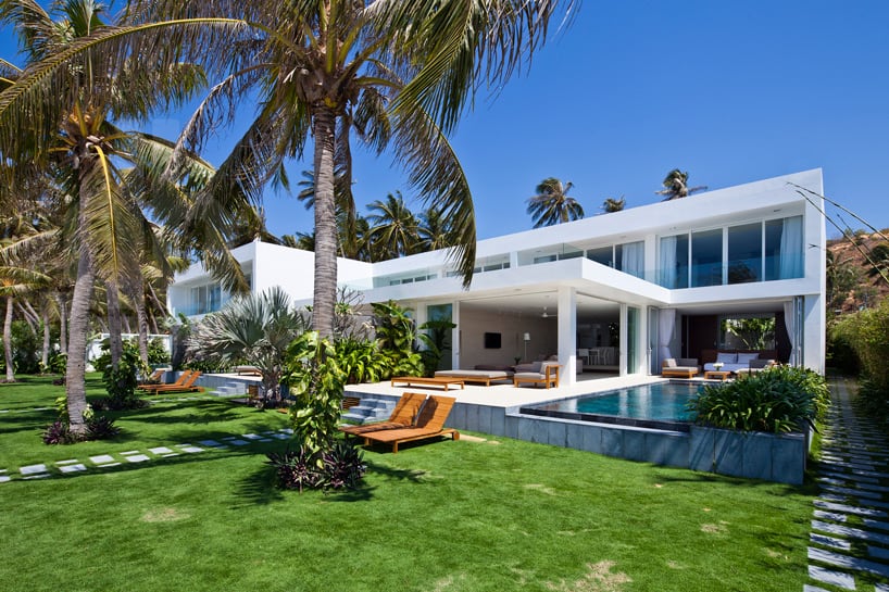 architecture modern villa Holiday Inspiring Palm Tree Hideout in Vietnam: Oceanique Villas