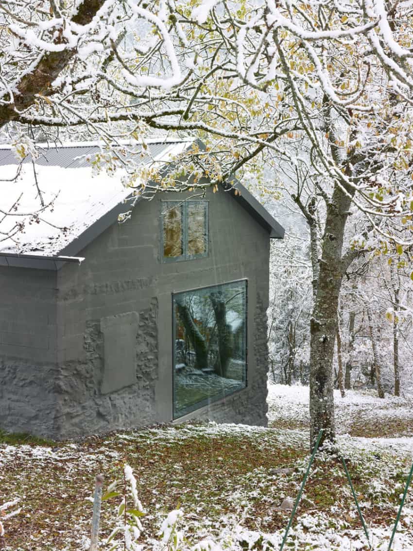 project Savioz House 7 project Savioz House 7 Barn Converted into Minimalist Holiday House in Ayent, Switzerland
