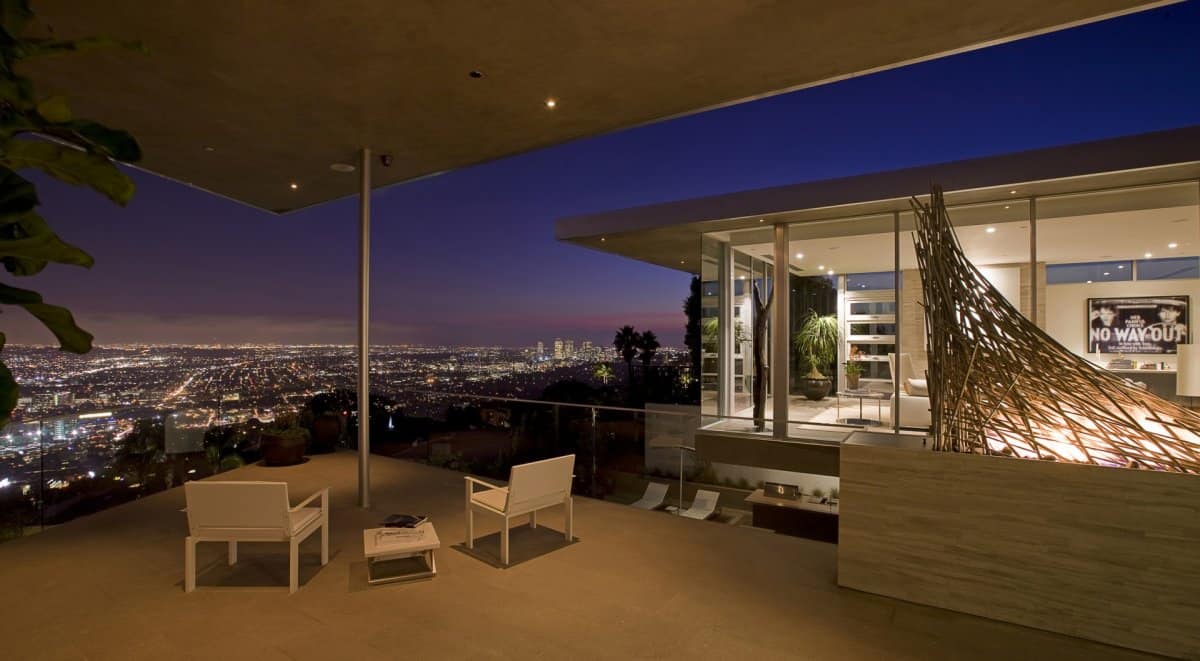 Amazing night view Amazing night view DJ Aviciis Astounding $15.5 Million Property in Hollywood Hills