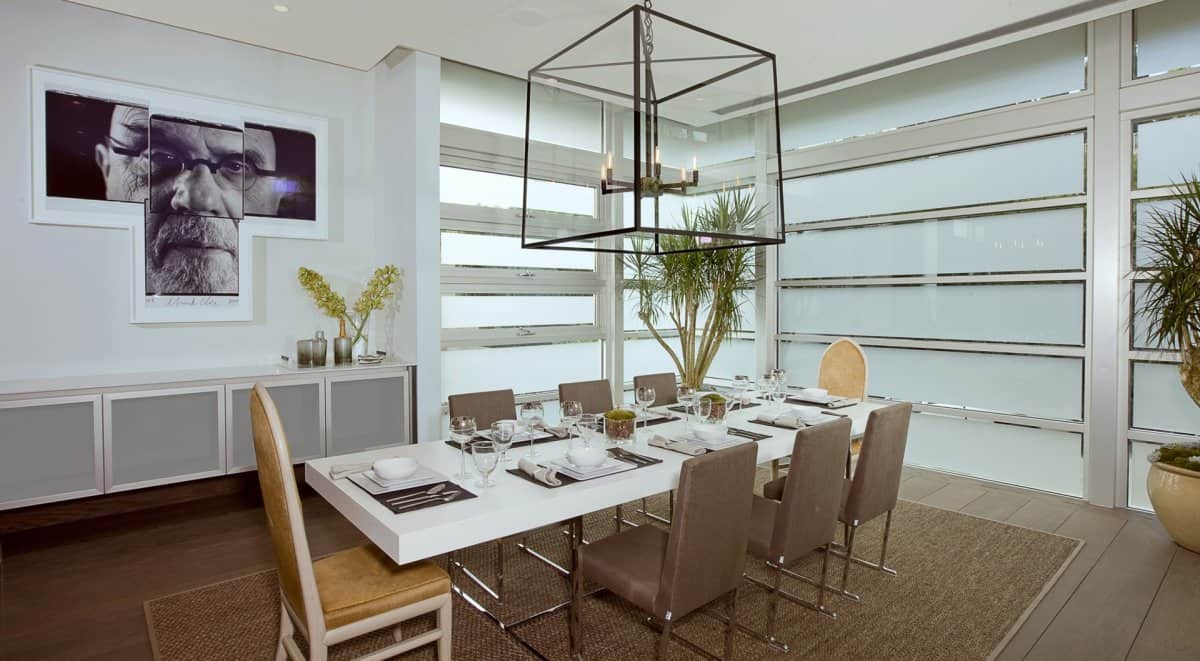 Modern dinning area Modern dinning area DJ Aviciis Astounding $15.5 Million Property in Hollywood Hills