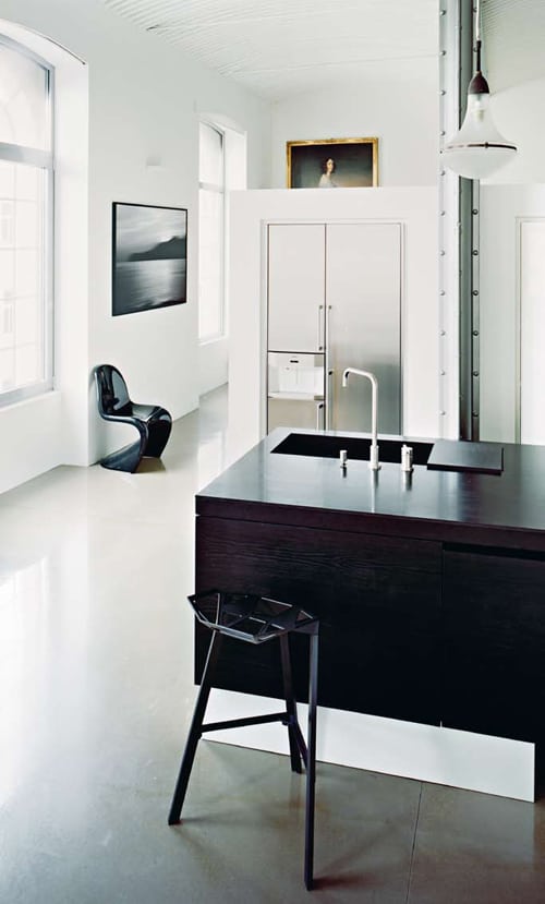 N.Y. LOFT by LOEBELL Architects